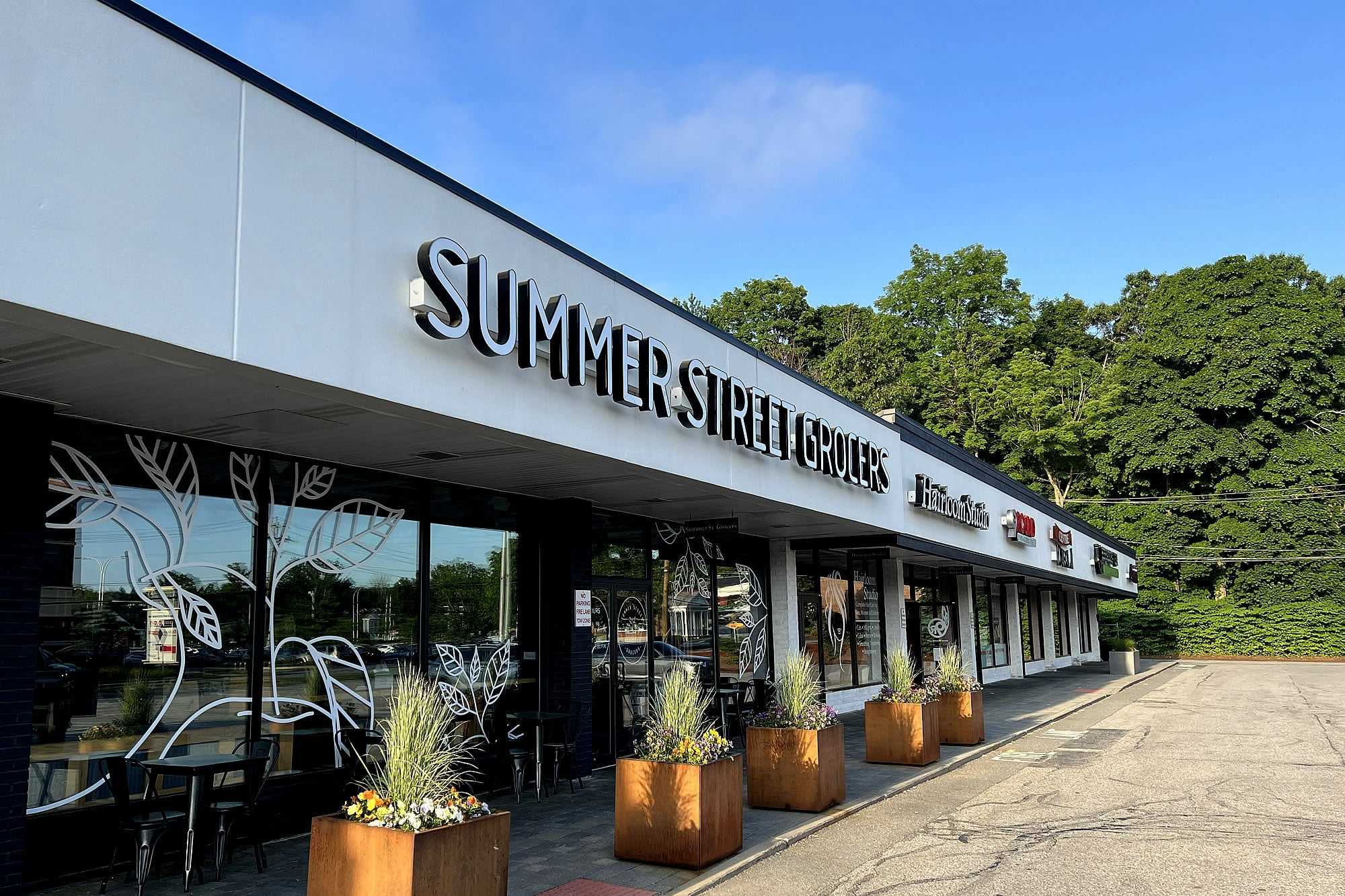 Summer Street Grocers